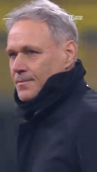 San Marco in 𝐒𝐚𝐧 𝐒𝐢𝐫𝐨 🥹 ⚽ Rondo met Marco Basten, Ruud Gullit, Rafael van der Vaart & Guus Hiddink ⏰ Vanaf 20:30 uur 🍿 Ziggo Sport #SerieA #Milan #MarcovanBasten