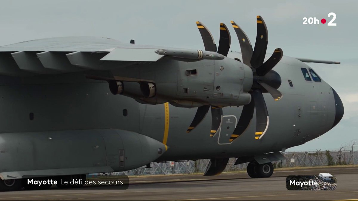 🔴 À #Mayotte, des ponts aériens et maritimes mis en place depuis la Réunion pour acheminer une aide qui arrive au compte-gouttes : "La tâche est immense". #JT20h
