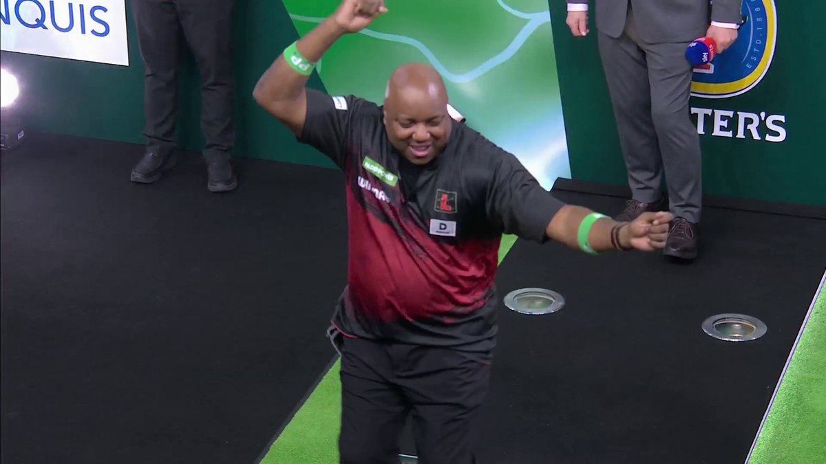 Leonard Gates bringing the moves! 🕺🔥