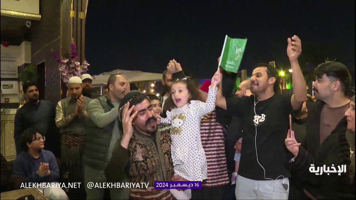 مواطنون سوريون يعبرون عن مشاعرهم من #الرياض: كنا مهجرين و #السعودية احتضنتنا كالأم..اعتبرونا كأبناء لهم وقدموا جميع الخدمات مجاناً. -