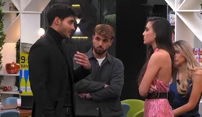 POSSO UFFICIALMENTE DIRE CHE JAVIER È UN RATTO QUANTO LORENZO È SOLO STATO PIÙ BRAVO A NASCONDERLO MA DOPO QUESTA FRASE LA MASCHERA DA BRAVO RAGAZZO È CADUTA DEFINITIVAMENTE....I BRIVIDI 🥶🥶🥶🥶 #grandefratello