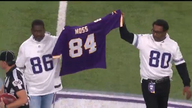You're with us tonight, 84 💜 #LetsMossCancer