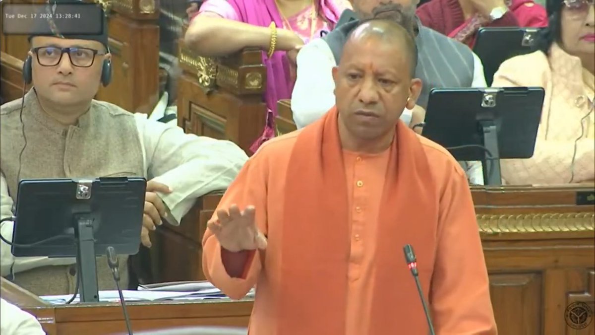 अकेले शिक्षा विभाग में ही 1,60,000 से अधिक भर्तियां हमारी सरकार ने प्रदेश में की हैं... ये वह भर्तियां हैं, जो पिछली सरकार की बदनीयती के कारण भरी नहीं जा सकी थीं...