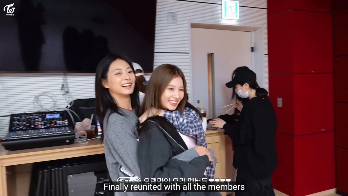 SANA JUMPING ON AND HUGGING ALL THE MEMBERS BECAUSE SHE HASN'T SEEN THEM IN ALMOST A MONTH 🥺
