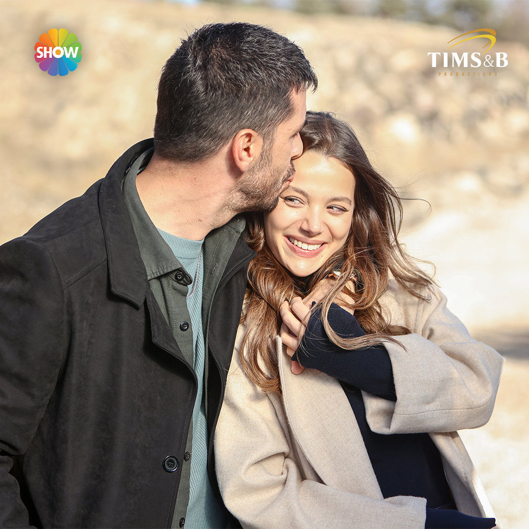 Ayrılık da aşka dahil değil mi? 🥲 #SiyahKalp yeni bölümüyle perşembe 20.00’de @showtv’de 🖤 @timsandb