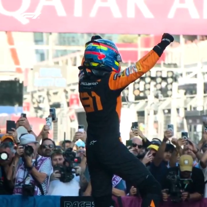 The debut win might've been in Hungary, but Oscar Piastri put on the race of his life in Azerbaijan! How many more wins from the Aussie in 2025? 🤩 #F1