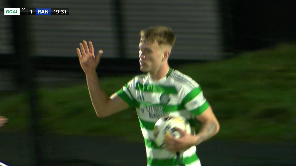 Celtic waste no time getting back on level terms! 🍀 An absolutely clinical finish from Daniel Cummings 💥 Celtic Football Club Celtic Football ClubB