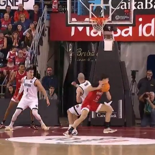 🌪 SUPER MARIO 🌪 #BasketballCL I BAXI Manresa