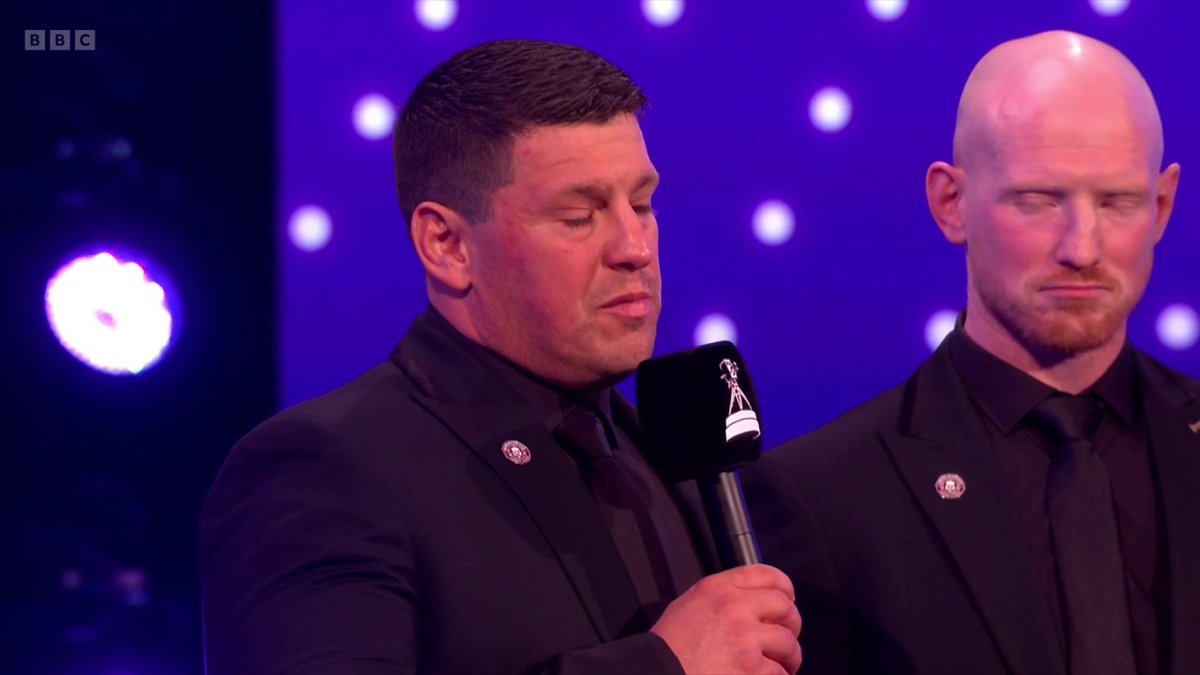 "We look at how we can help our supporters and communities, rather than what we can take from them" 👏 Wigan Warriors 🍒⚪️'s head coach Matt Peet on a key strength of rugby league 🏉 #SPOTY