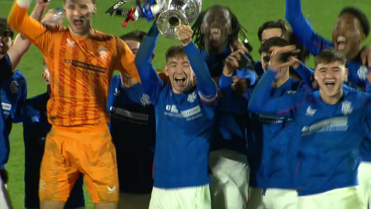 Robbie Fraser lifts the Glasgow Cup! 🏆 Congratulations to Rangers 👏🔵 Rangers Football Club Rangers Academy