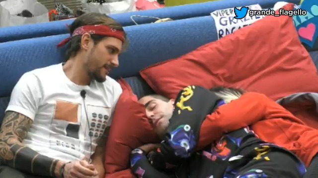 tommaso e stefania e quella volta che decisero di diventare una persona sola contro tutta la casa dato che gli stavano sui coglioni tutti ormai