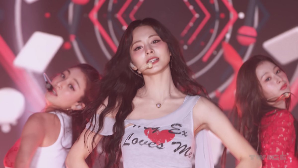 WE COULD'VE GOTTEN A TZUYU AND MINA CHORUS