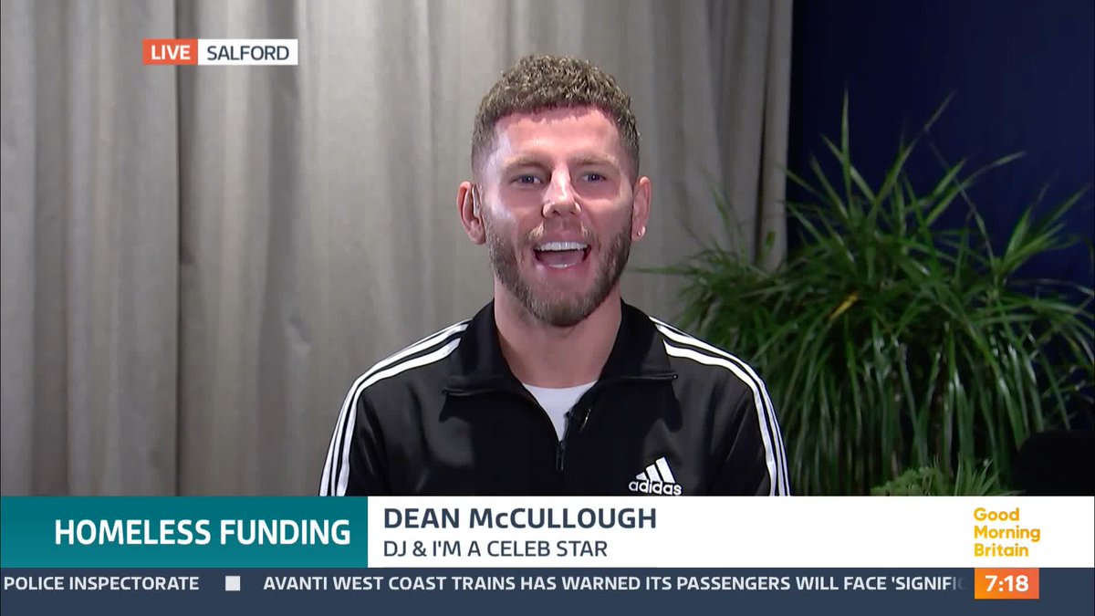 'I used drink and drugs to feel some sort of a connection' Dean McCullough experienced what is often referred to as "hidden homelessness" during his youth. He shares what it was like to not have a fixed address as a teenager and the effect it had on his mental health.