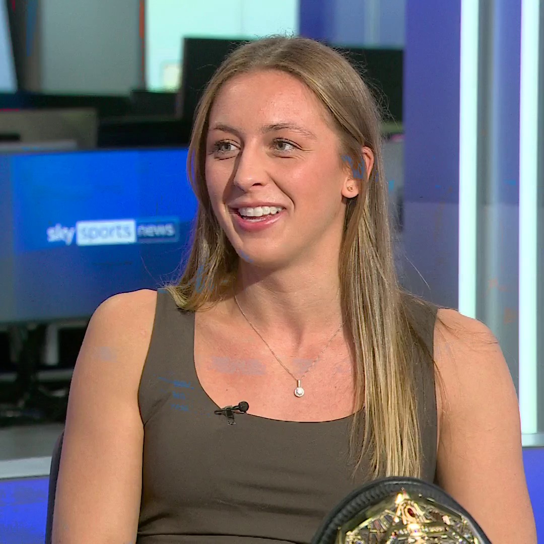 "It's nice to have that connection" Dakota Ditcheva 🤝 Manchester City