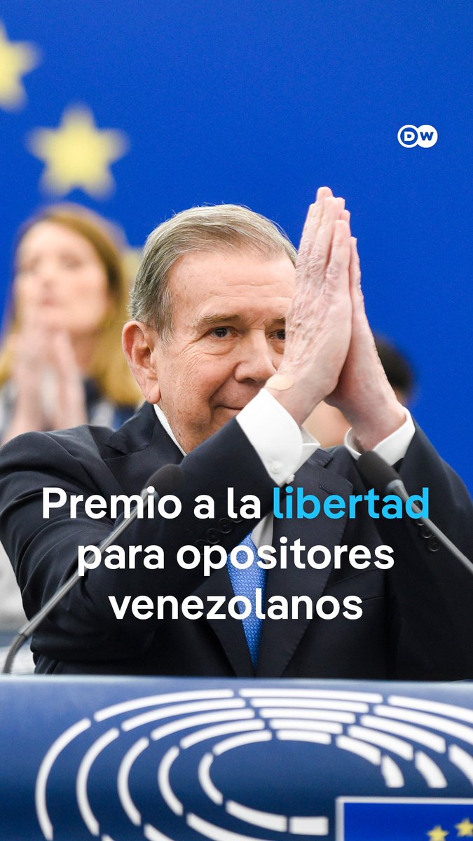 María Corina Machado y Edmundo González Urrutia reciben el premio Sájarov El líder opositor venezolano Edmundo González Urrutia recibió este martes el premio Sájarov a la Libertad de Conciencia, otorgado por el Parlamento Europeo en reconocimiento a sus esfuerzos para restaurar la libertad y la democracia en Venezuela. La opositora María Corina Machado también fue galardonada, pero debido a que se encuentra en la clandestinidad, su hija fue la encargada de recoger el premio.