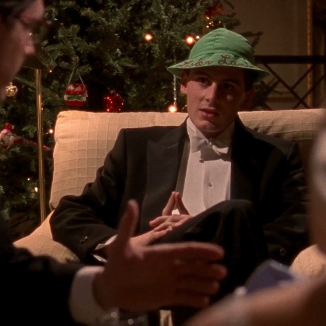 Evening viewing recommendation? On Criterion Channel, watch Whit Stillman's METROPOLITAN (1990)—a sparkling comedic chronicle of a young man’s romantic misadventures while trying to fit in to New York City’s debutante society. 🎄