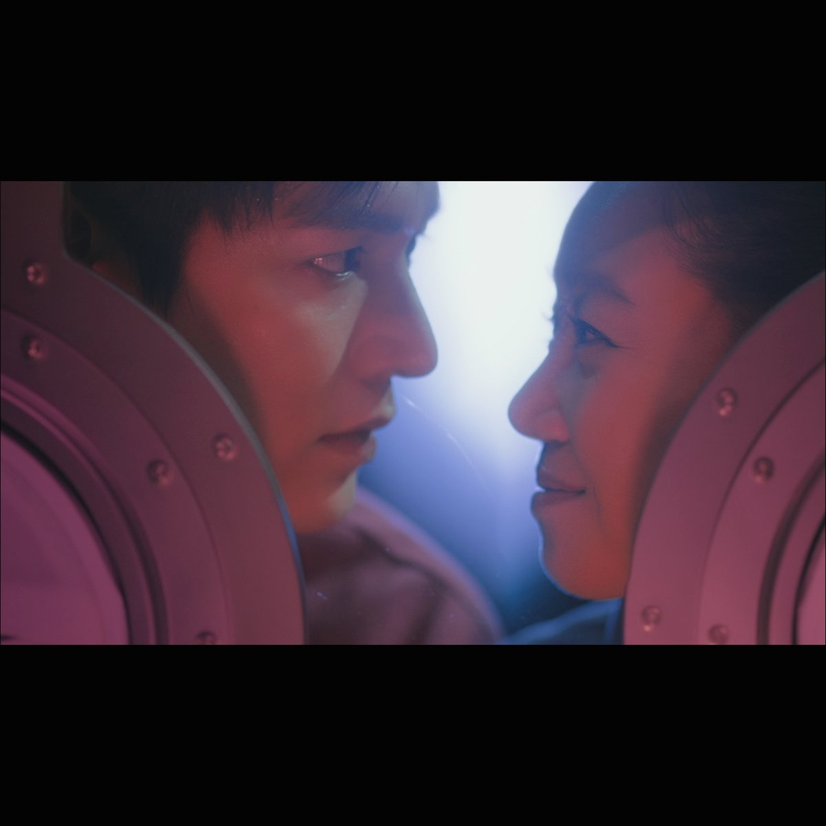 Eu me apaixonaria pelo Lee Min-ho na Terra ou no espaço. A minha nova série coreana Pergunte às Estrelas estreia no dia 4 de janeiro. 🧑🚀⭐❤️