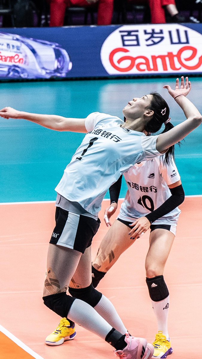 What an angle! LI YINGYING 🇨🇳! 💥 🏐 #Volleyball #ClubWorldChamps