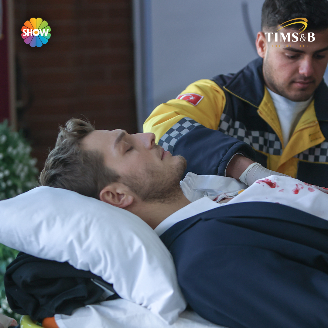 Cihan ve Melek’in başına bu zorlu yolculukta daha neler gelecek? 😔 #SiyahKalp yeni bölümüyle bu akşam 20.00’de Show TV’de 🖤 tim sanders