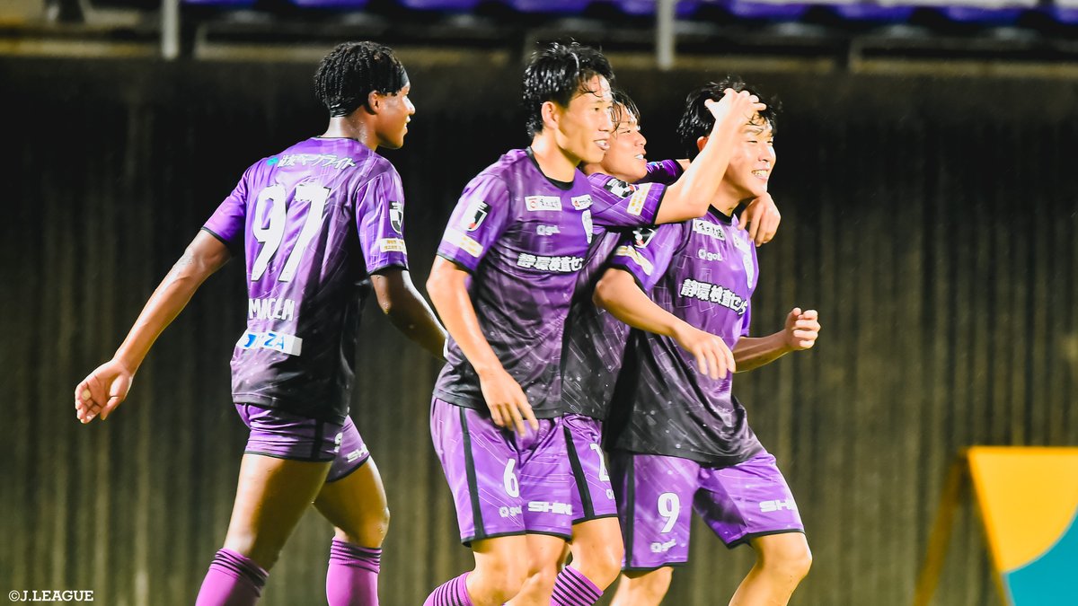 ✨️最優秀ゴール賞（Ｊ２）✨️ 🏆 明治安田Ｊ２リーグ 第34節 🆚 藤枝 vs いわき ⌚️ 16分 ⚽️ 矢村 健（藤枝MYFC） 矢村選手、おめでとうございます👏 矢村健/Ken Yamura 藤枝MYFC #Ｊ２リーグアウォーズ