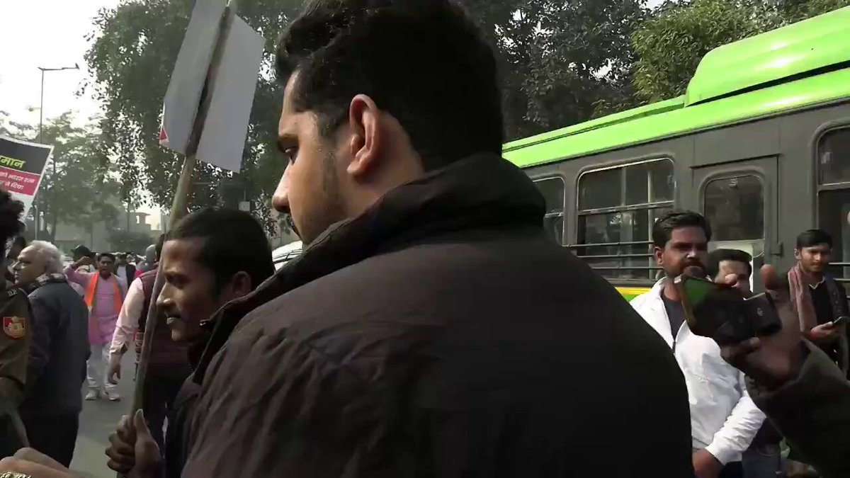 तुम्हें मम्मी कसम है हँसना मत 😂😂😂😂