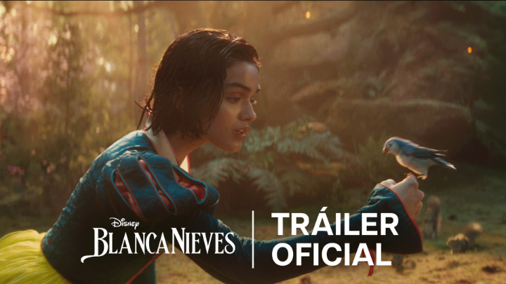 En marzo vive la clásica historia de Disney como nunca antes. #BlancaNieves, estreno 20 de marzo, solo en cines. 🍎