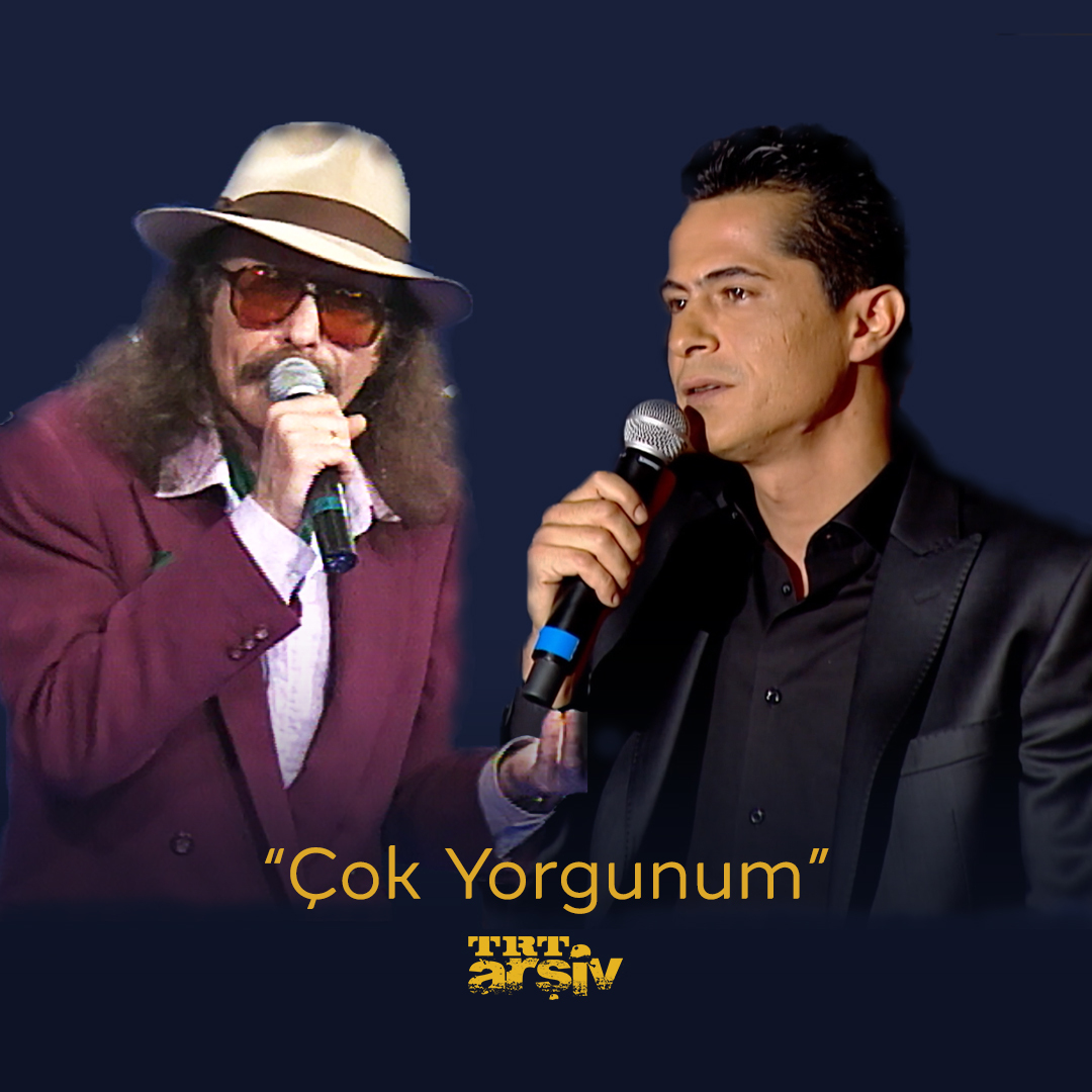 Mikrofonda #CemKaraca ve #İsmailHacıoğlu. 🎤 Nazım Hikmet’in sözlerinden bir Cem Karaca klasiği “Çok Yorgunum” sizlerle.