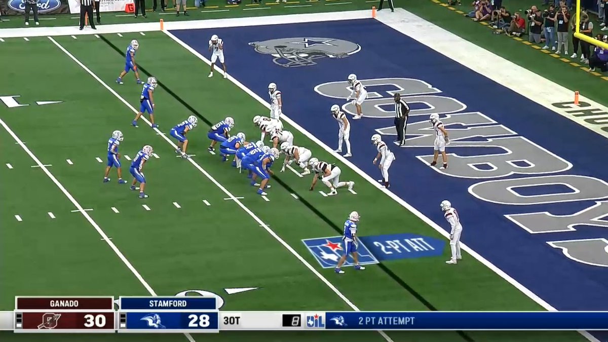 WHO ELSE BUT BRYCE ULLMAN WITH THE PICK?!! GANADO WINS ITS FIRST-EVER STATE TITLE!! #UILState #txhsfb #ganado