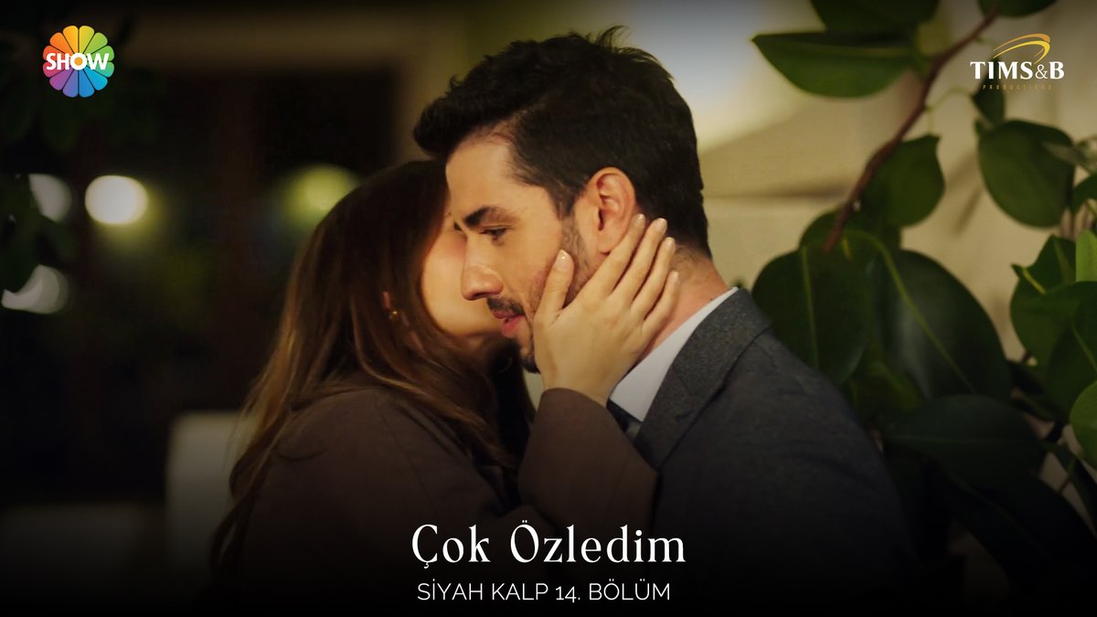 “İstemiyorum o konağa dönmeni…” 🖤 #SiyahKalp @showtv @timsandb