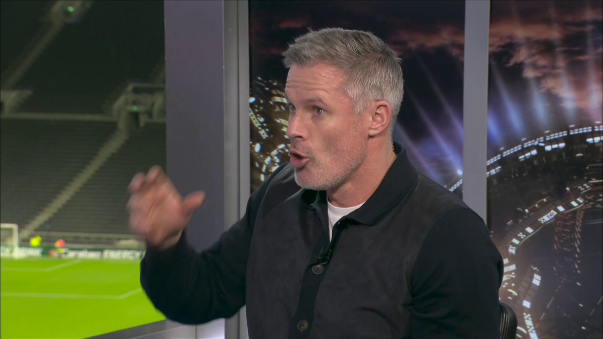 "What we've created now is robots on the pitch" 🤖 Do you agree with Jamie Carragher? 🤔