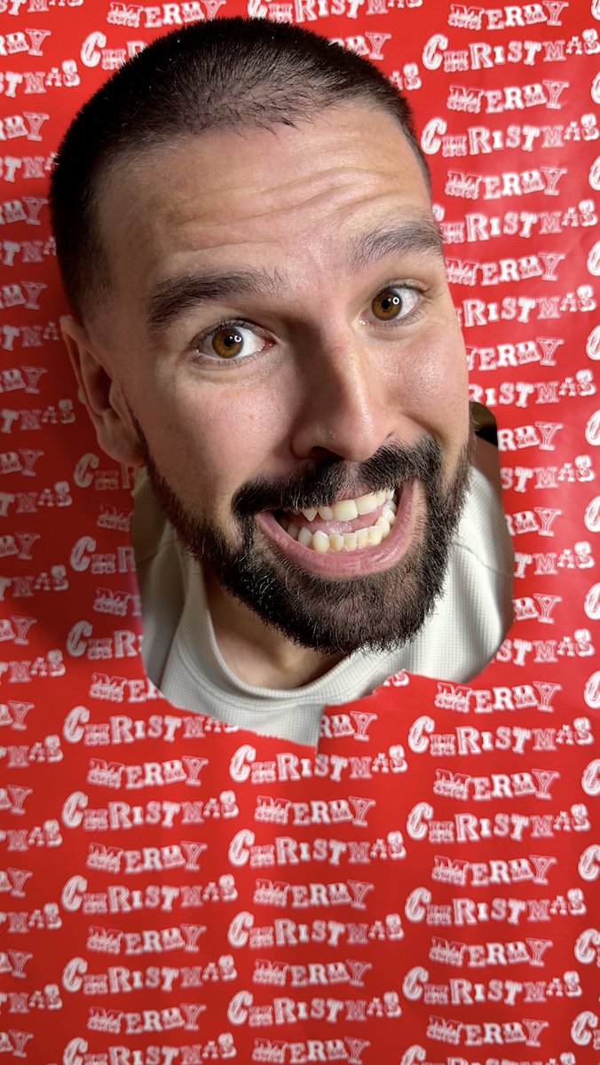 We tried the viral wrapping paper photoshoot with our dogs and here's how it turned out...🐶