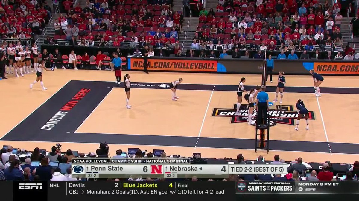 WHAT A SWING 🔥 #NCAAWVB x 🎥 ESPN / @PennStateVBall