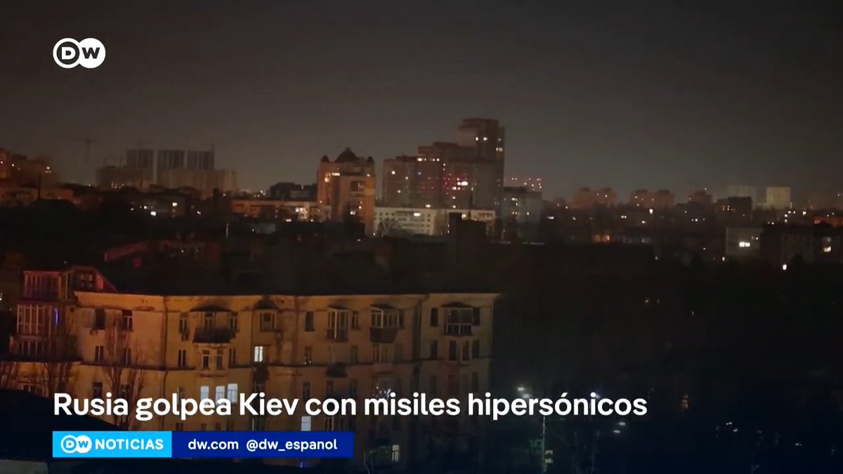 #Rusia golpea #Kiev con misiles supersónicos Las fuerzas rusas lanzaron ocho #misiles balísticos e hipersónicos #Kinzhal contra la capital de #Ucrania, los cuales dejaron un muerto y al menos tres heridos, además de causar daños en edificios e infraestructuras. /ft