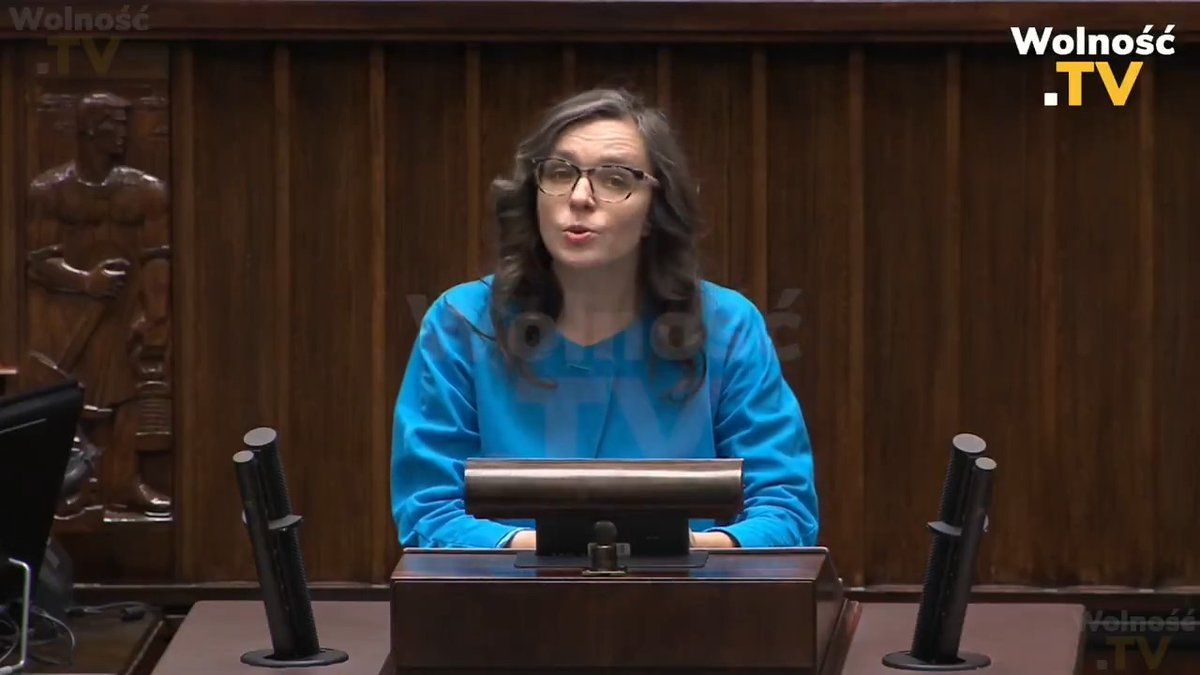 Klaudia Jachira chyba za mocno ZABALOWAŁA przed świętami XDDD