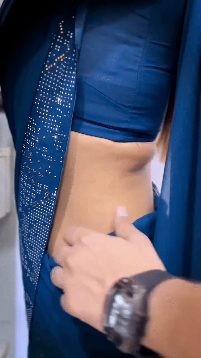 Unknown actress Navel pinch