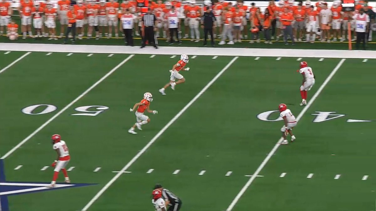 ̶B̶e̶a̶m̶e̶r̶ ̶B̶e̶n̶z̶ BENTLEY #TXHSFB #UILSTATE #CELINA #DCTF