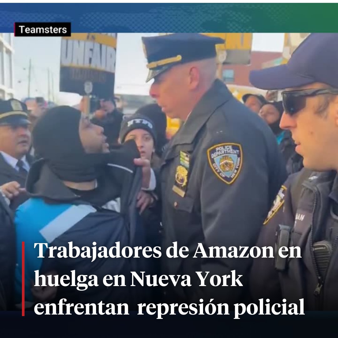 Miles de conductores de reparto y trabajadores de centros de distribución de Amazon están entrando en el segundo día de una huelga histórica, después de haber establecido el jueves líneas de piquete en siete instalaciones de cuatro estados, Nueva York, Georgia, California e Illinois. Esto ocurre después de que Amazon se negara a negociar un contrato colectivo justo al tiempo que los trabajadores exigen salarios más altos, mejores beneficios y condiciones laborales más seguras. El sindicato de camioneros Teamsters ha descrito la medida de los trabajadores como la mayor huelga laboral contra Amazon en la historia de Estados Unidos. En un comunicado, el presidente de dicho sindicato, Sean O’Brien, dijo al respecto: “Si sus paquetes se retrasan durante las fiestas, pueden culpar a la insaciable codicia de Amazon”. En Nueva York, la policía irrumpió en la línea de piquetes que se había establecido en una instalación de Amazon en el distrito de Queens, donde arrestó a un conductor en huelga del gigante minorista y a un líder del sindicato de camioneros, quienes luego fueron liberados. El miércoles, surgieron informes de que el fundador de Amazon y propietario del periódico The Washington Post, Jeff Bezos, había cenado con el presidente estadounidense electo, Donald Trump, y el multimillonario de la industria de la tecnología Elon Musk en Mar-a-Lago.
