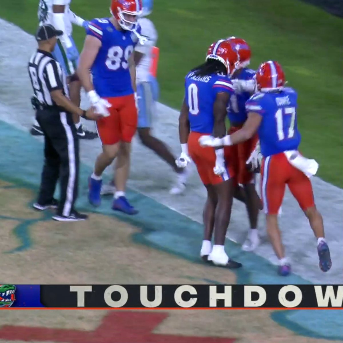 FLORIDA FUMBLE TURNED TD 🤯😅 (via SEC Network)