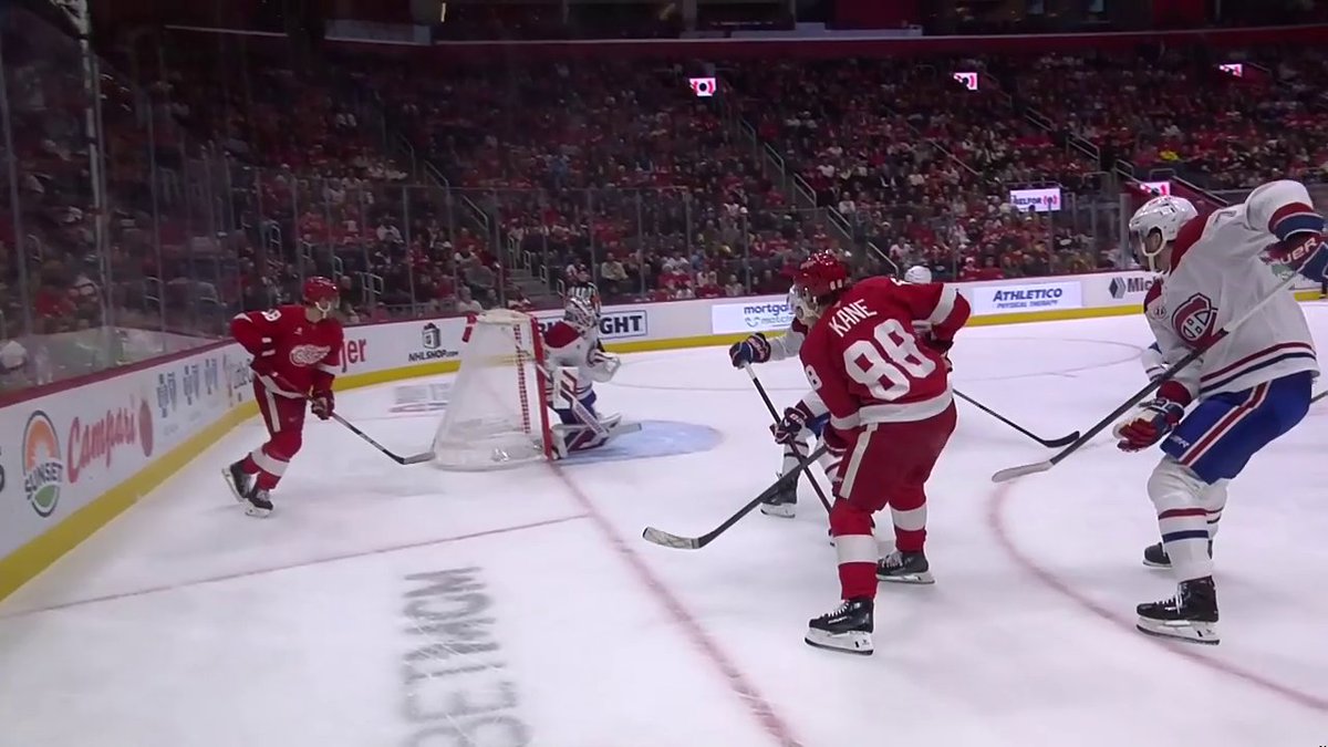 Patrick Kane makes it look easy from a TOUGH angle 📐