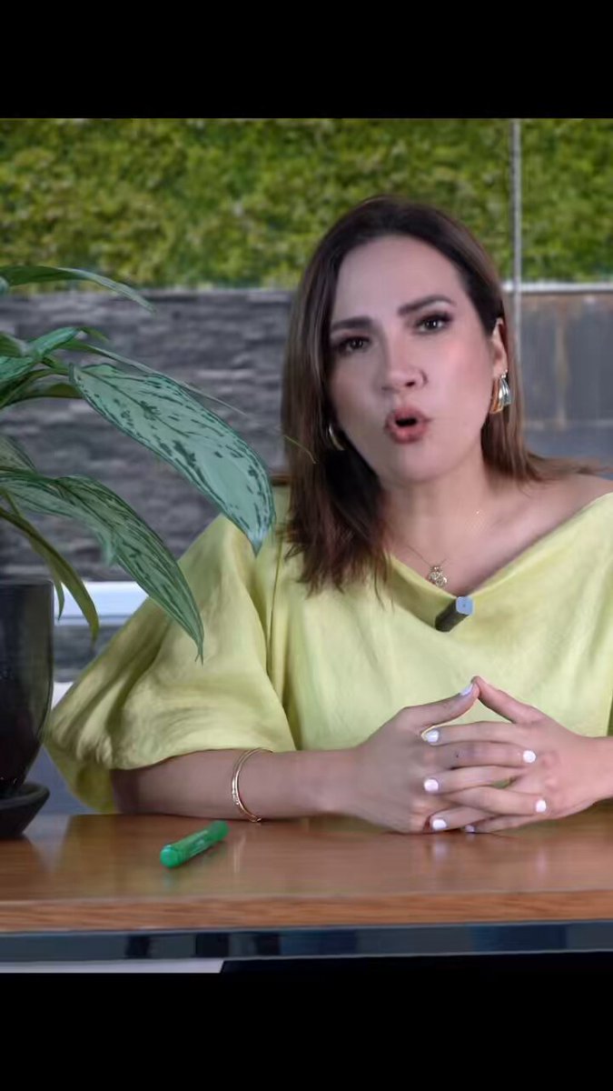Mi más profundo agradecimiento por estos 19 años llenos de aprendizajes, desafíos y profesionales, trabajar con colegas tan talentosos y compartir historias que han impactado a nuestra comunidad América . Me voy con gratitud en el corazón, orgulloso de lo vivido y emocionado por los nuevos caminos que están por venir. ¡Gracias a todos los que hicieron este viaje tan especial! 👏🏽🙌🏽😘