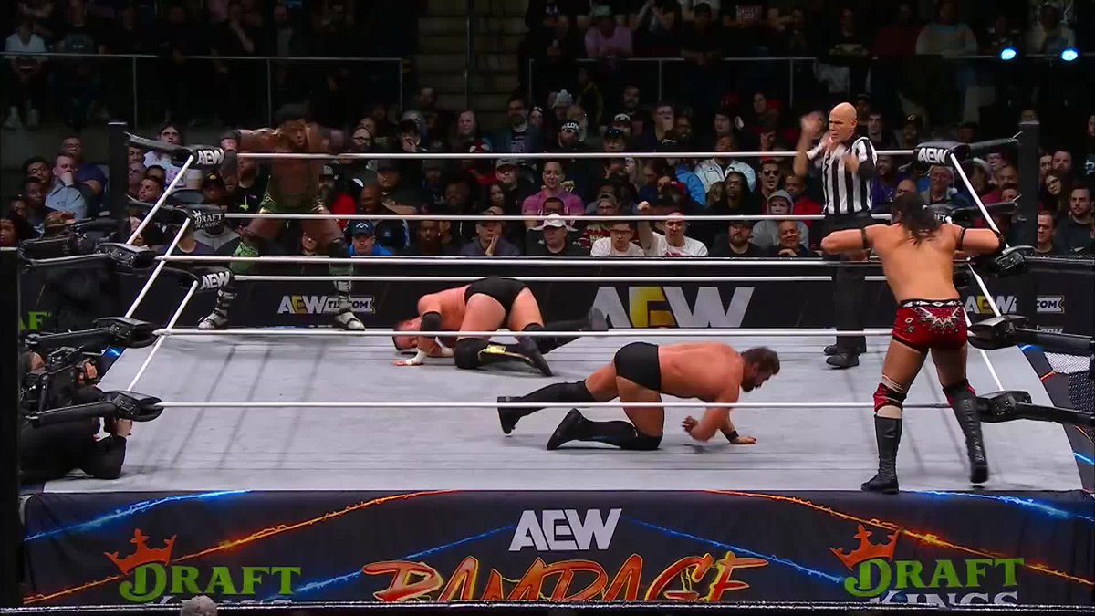 Powerhouse Hobbs makes it look EFFORTLESS! Watch #AEWRampage on TNT! mine | @takesoup