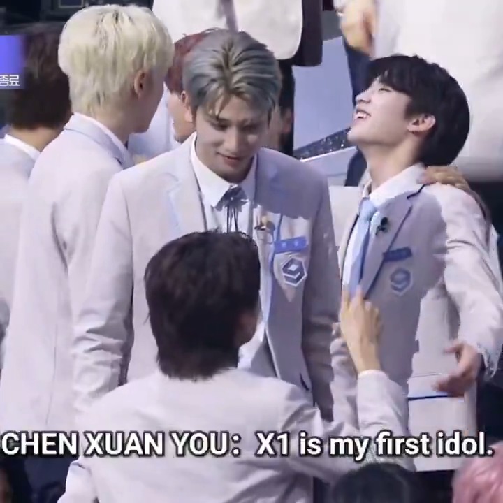 Chen xuanyou: i liked X1... X1 is my first idol Hangyul: oh thank you, don't cry don't cry...well done CHEN XUAN YOU ONEIT😭😭😭😭😭 #한결 #HANGYUL #스타라이트보이즈 #StarlightBoys