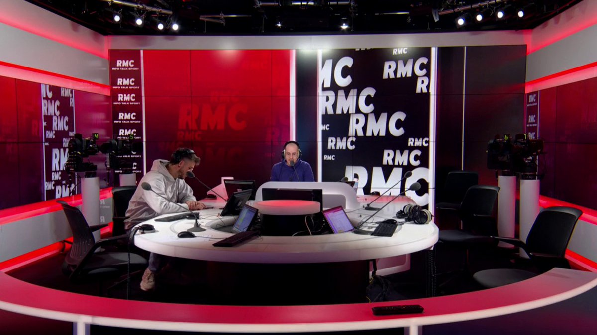 ๐ฃ "Beaucoup de frustration, beaucoup de colรจre. On prive mes joueurs d'un match qui aurait pu รชtre unique dans leur vie. L'un de mes joueurs รฉtait en pleurs" La colรจre froide de Bryan Bergougnoux, coach de Tours (R1), aprรจs l'annulation du match contre Lorient pour sรฉcuritรฉ.
