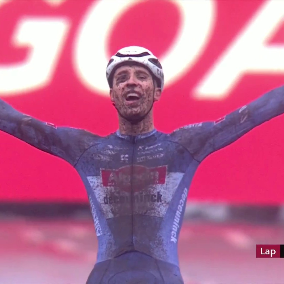 C'รฉtait donc le dernier cyclo-cross tranquille avant le retour de Mathieu Van Der Poel demain qui va tous les choquer
