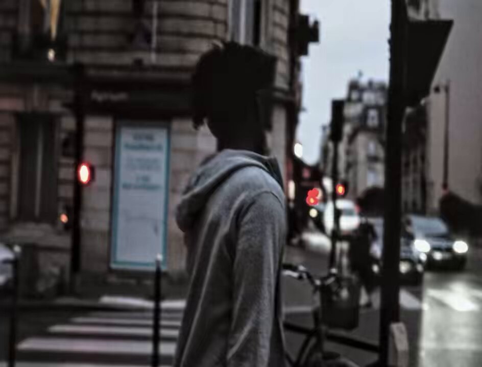 Des fois j’pense à ma vie et j’me dis WTF?