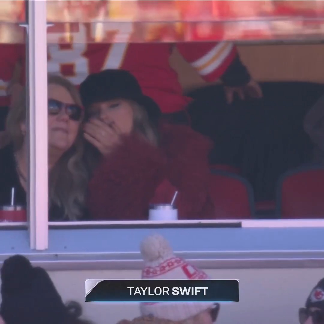 Taylor Swift's red era continues. 📺: NBC and Peacock