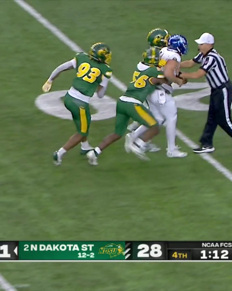 HUGE 4TH-DOWN STOP FOR NDSU TO SEAL THE WIN 😤💪