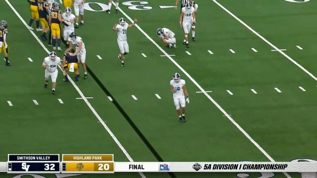 SMITHSON VALLEY HAS WON THE CLASS 5A DIVISION I #UILSTATE TITLE! LARRY HILL HAS HIS CROWN! Watch on FanDuel Sports Network #TXHSFB #DCTF #SMITHSON VALLEY