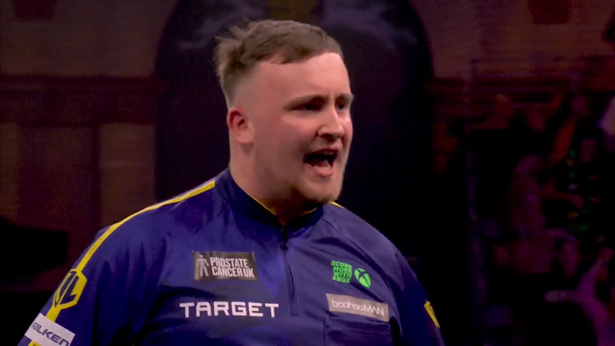 TOPS, TOPS ๐ฅ What a way to seal the first set for Luke Littler ๐
