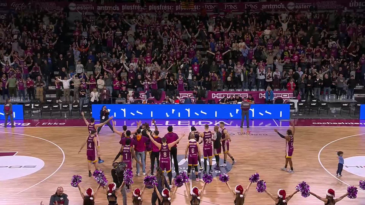 Tras sumar el quinto triunfo en #LigaEndesa... ยกSE DESATร LA LOCURA EN BARRIS NORD! ๐คช๐ ESPECTACULAR, FAMILIA BURDEOS HIOPOS LLEIDA ๐ ยกQuรฉ manera de comenzar la #NavidadACB! #PartidosSolidariosMovistar